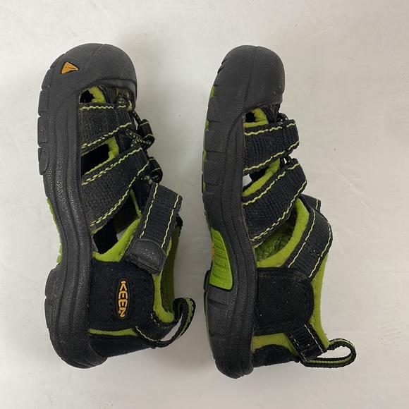 Keen Newport lime green and black hiking, walking, water sandal sz 5 - Picture 7 of 7